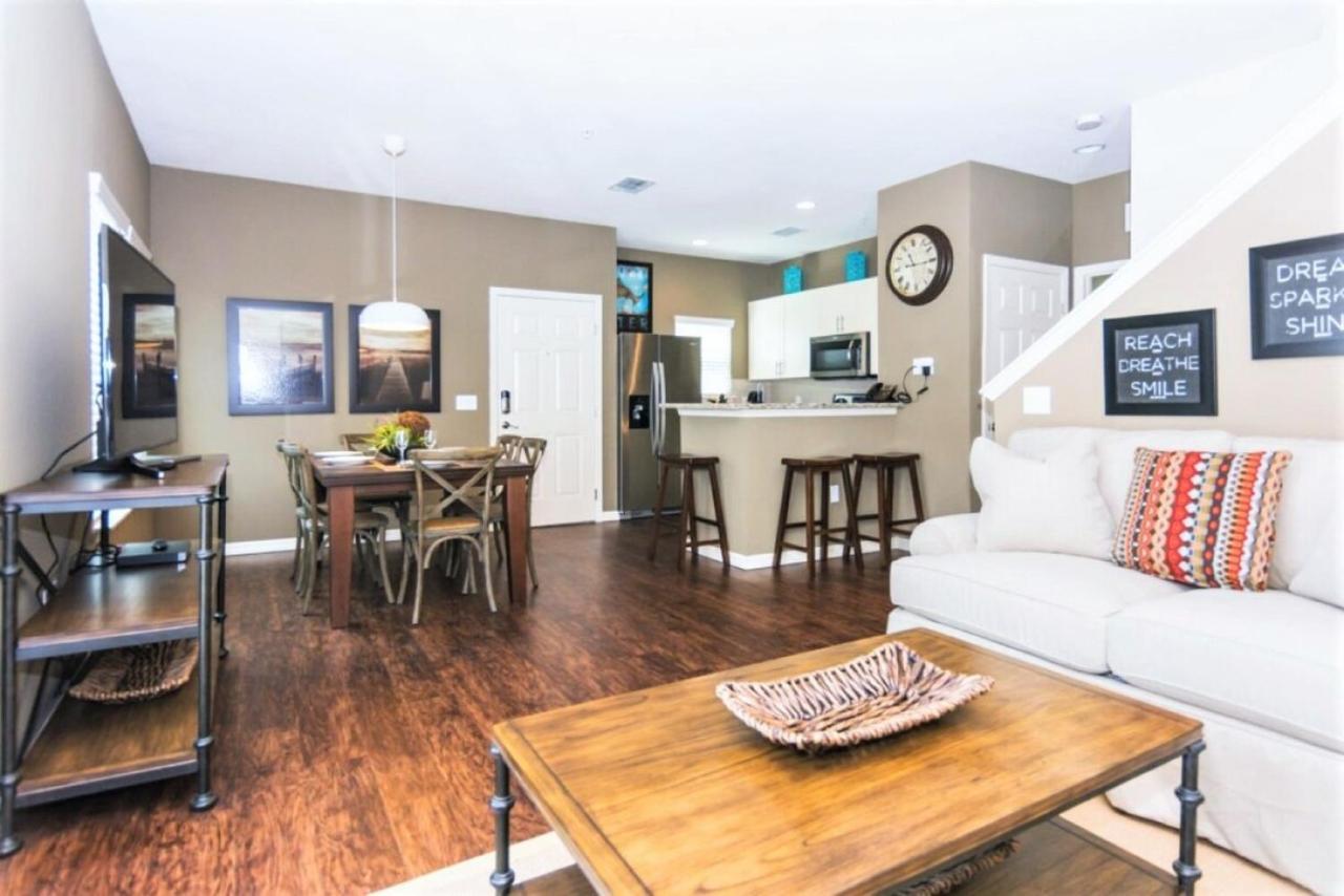 Cozy Four Bedrooms Townhouse At West Lucaya Village Resort 8924 キシミー エクステリア 写真