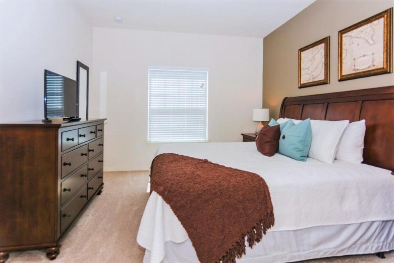 Cozy Four Bedrooms Townhouse At West Lucaya Village Resort 8924 キシミー エクステリア 写真