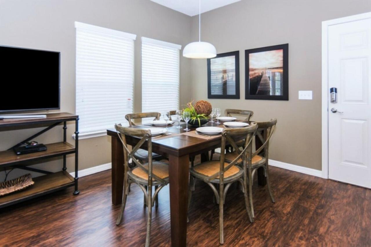 Cozy Four Bedrooms Townhouse At West Lucaya Village Resort 8924 キシミー エクステリア 写真