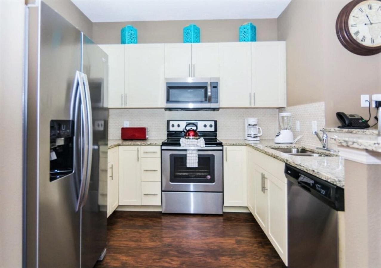 Cozy Four Bedrooms Townhouse At West Lucaya Village Resort 8924 キシミー エクステリア 写真